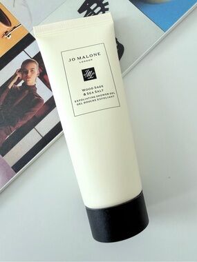 Jo Malone Wood Sage and Sea Salt Exfoliating Shower Gel 75ml